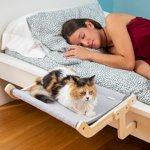 Hamaca para gatos que se engancha a tu cama